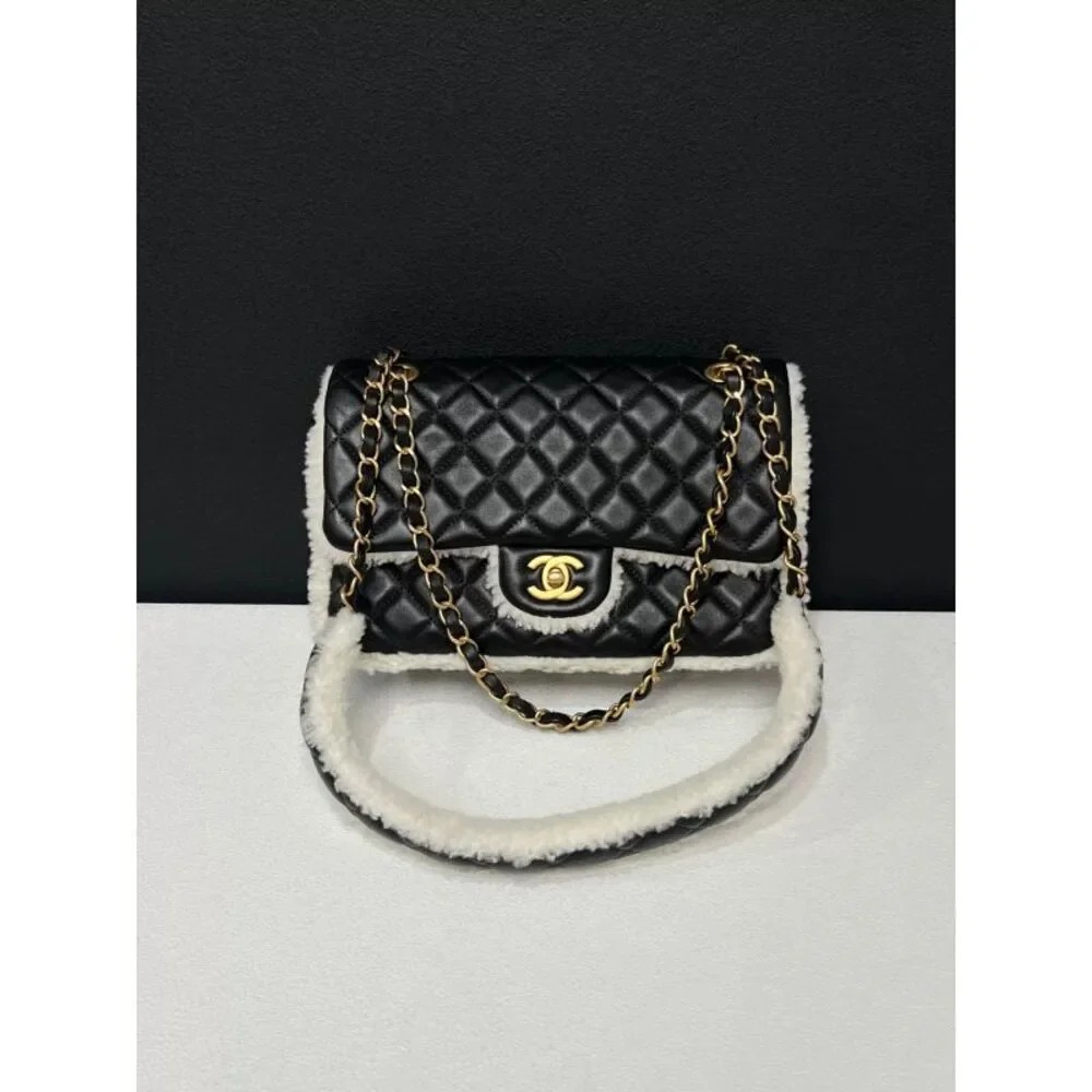Chanel Women Pre-Loved Bag Very Good Condition